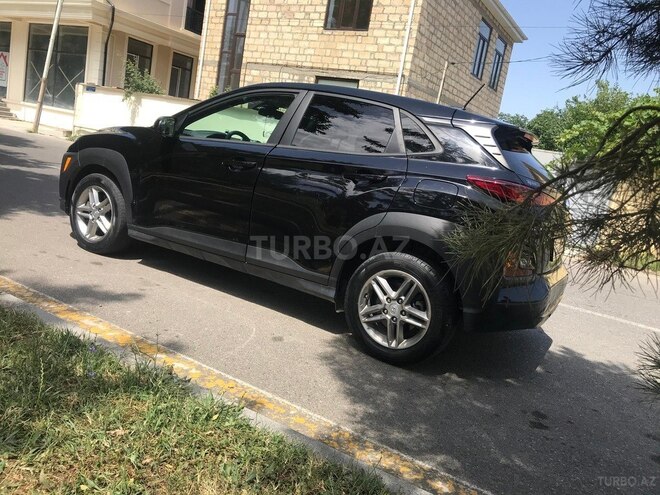 Hyundai Kona-16