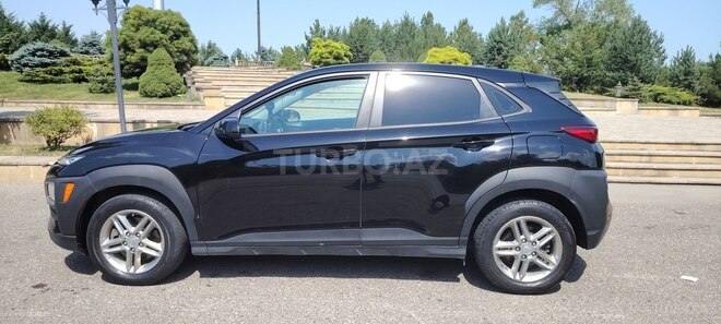 Hyundai Kona-13