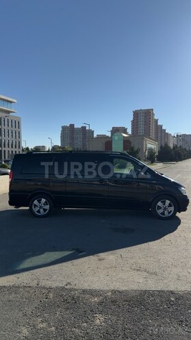Mercedes Viano-4
