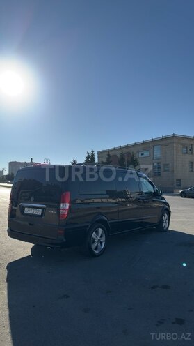 Mercedes Viano-6