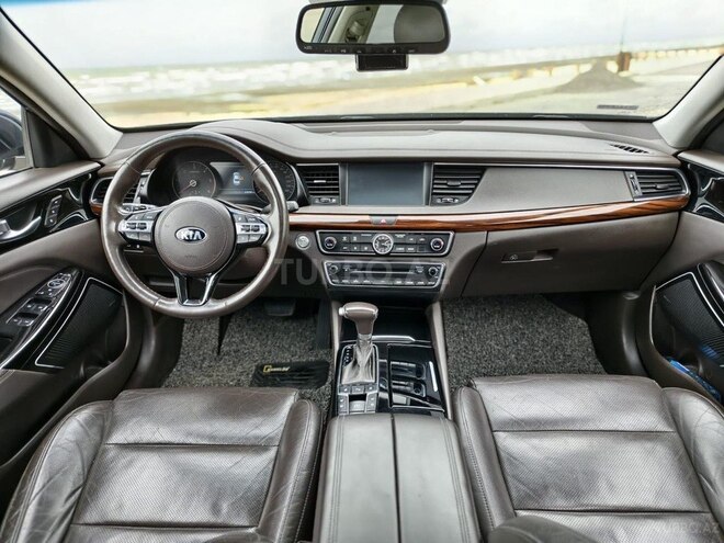 Kia K7-11