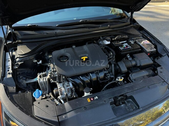 Hyundai Elantra-18