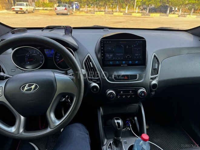 Hyundai ix35-6