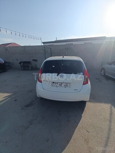 Nissan Note-2