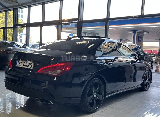 Mercedes CLA 250-9