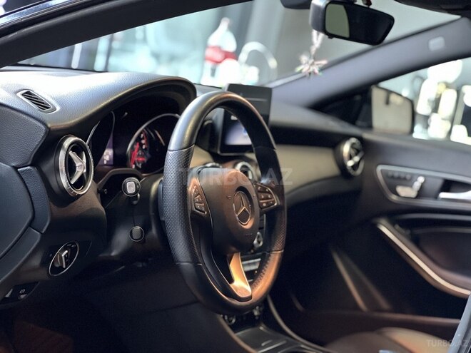 Mercedes CLA 250-15