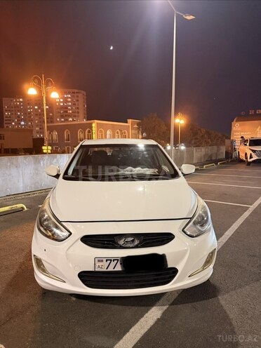 Hyundai Accent-1