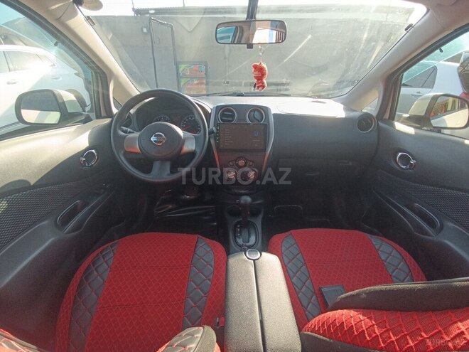 Nissan Note-8