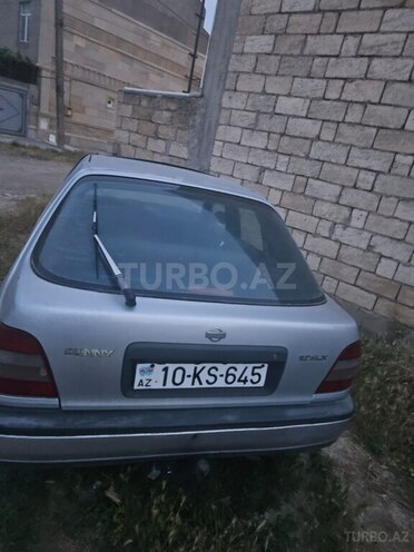 Nissan Sunny-4