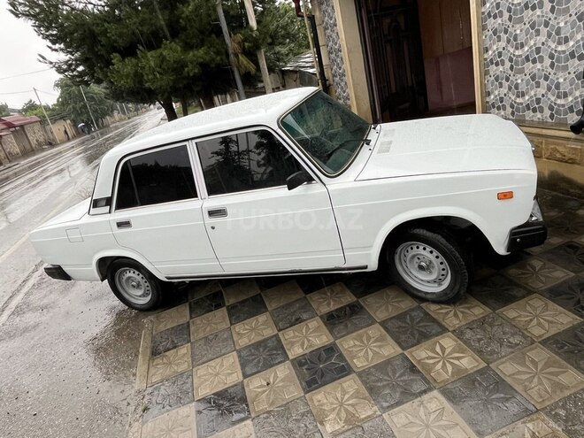 LADA (VAZ) 2107-20