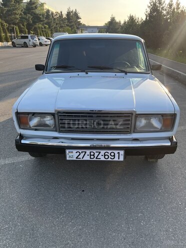 LADA (VAZ) 2107-2