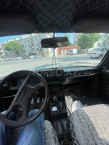 LADA (VAZ) 2107-4