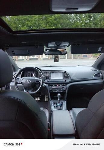 Hyundai Elantra-3