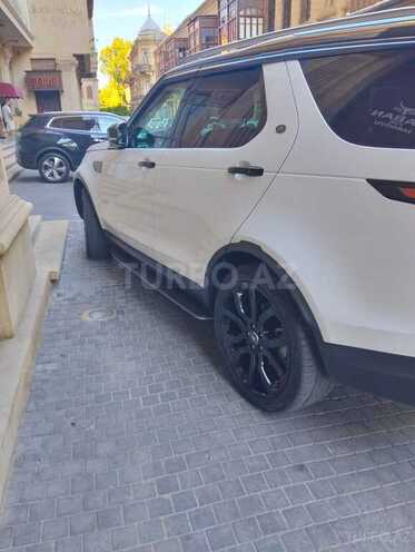 Land Rover Discovery-5