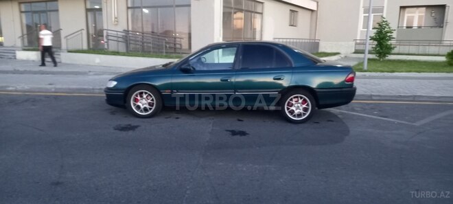 Opel Omega-12