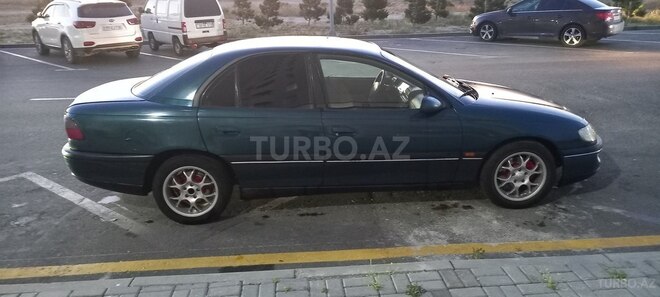 Opel Omega-15