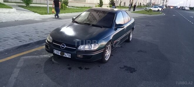 Opel Omega-8