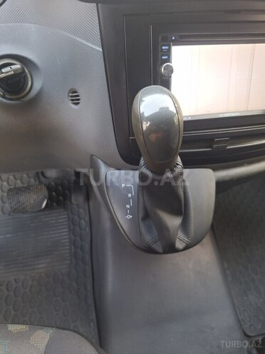 Mercedes Vito-12