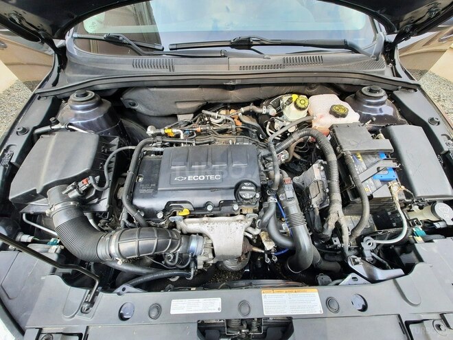 Chevrolet Cruze-2