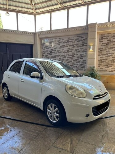Nissan March-4