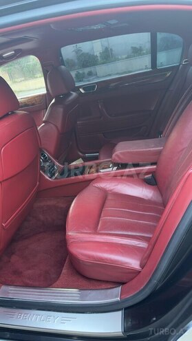 Bentley Continental Flying Spur-11