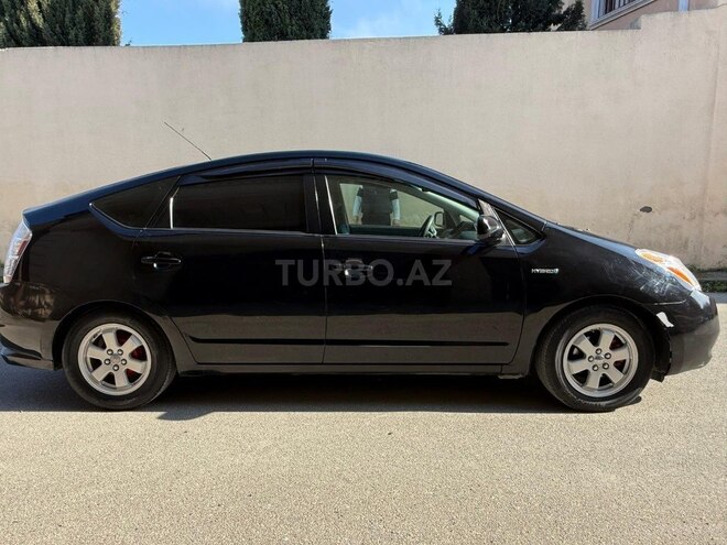 Toyota Prius-7