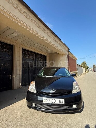 Toyota Prius-3