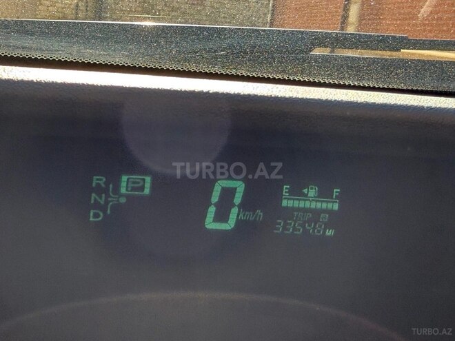 Toyota Prius-16