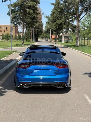 Kia Stinger-6