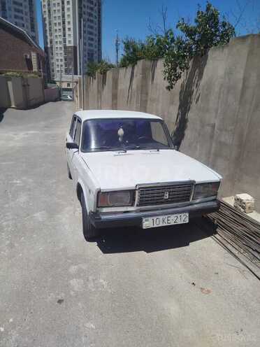 LADA (VAZ) 2107-1