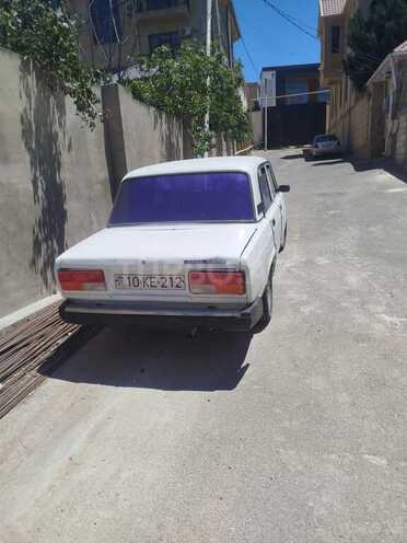LADA (VAZ) 2107-2