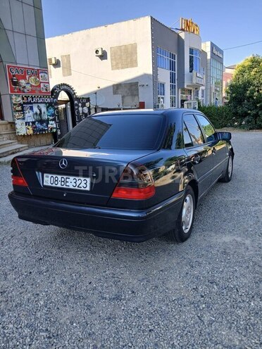 Mercedes C 180-8