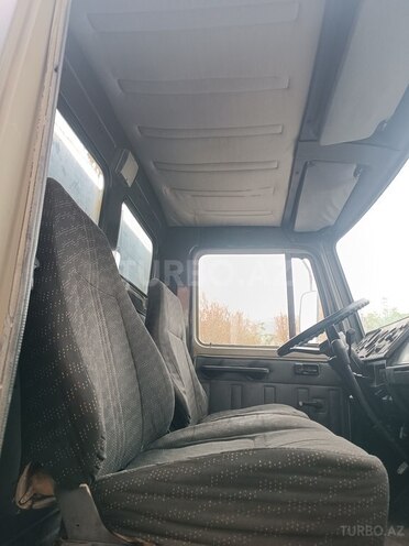 GAZ 3308-6