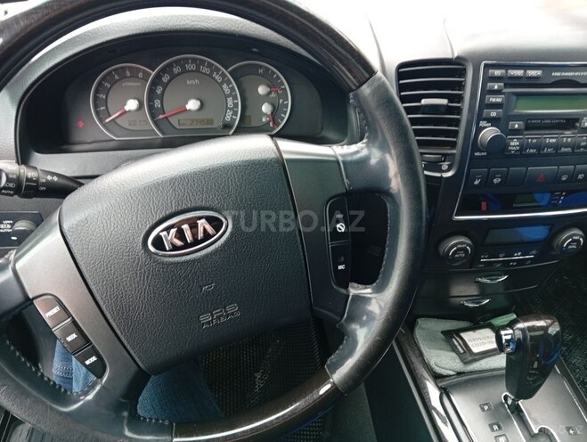 Kia Sorento-13
