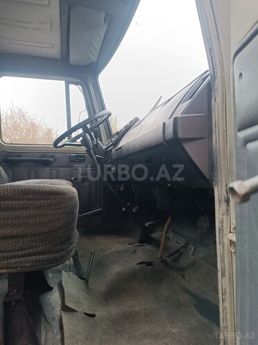 GAZ 3308-4