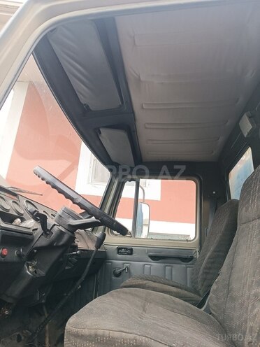 GAZ 3308-9