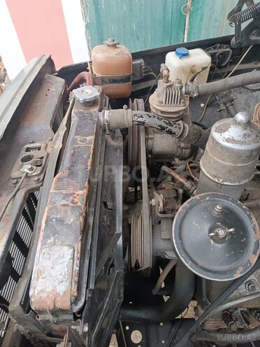 GAZ 3308-8