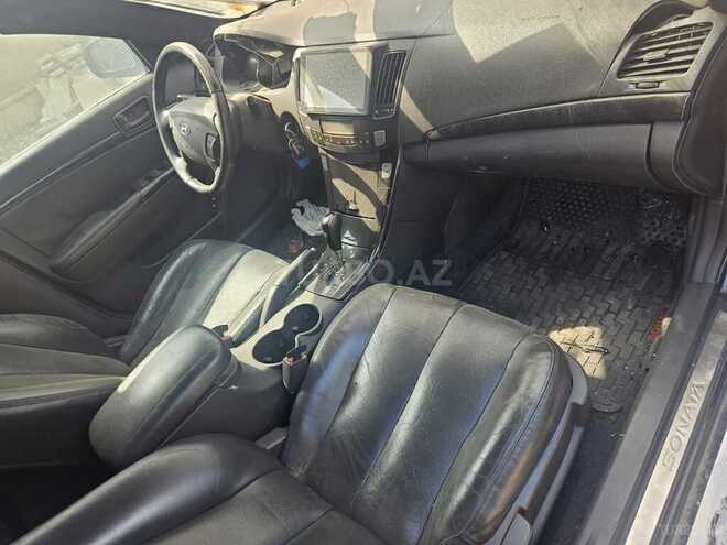 Hyundai Sonata-5