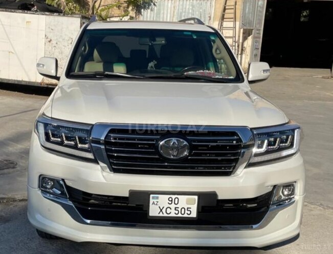Toyota Land Cruiser-2