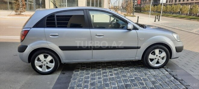 Kia Rio-3
