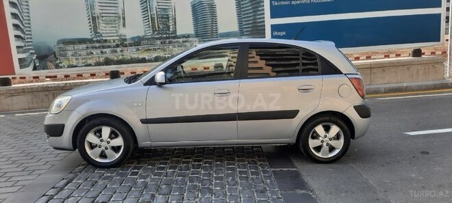 Kia Rio-6