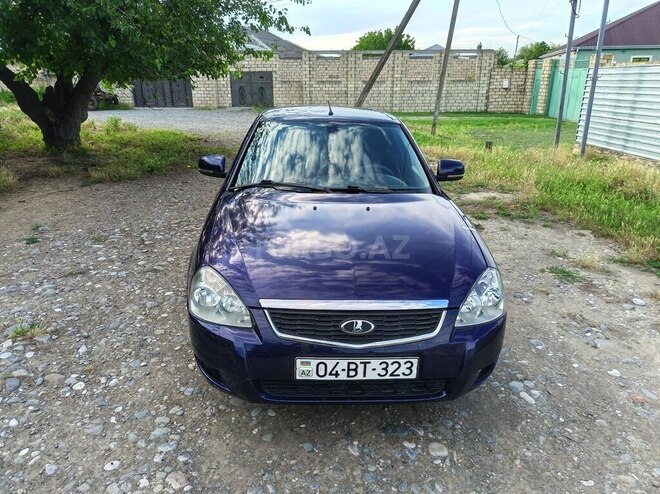 LADA (VAZ) Priora-1