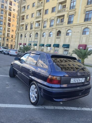 Opel Astra-4