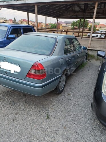 Mercedes C 280-4