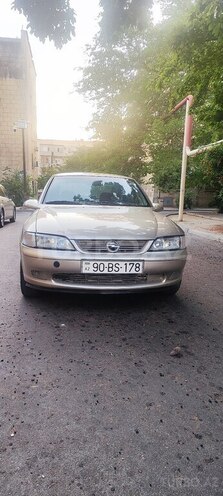 Opel Vectra-1