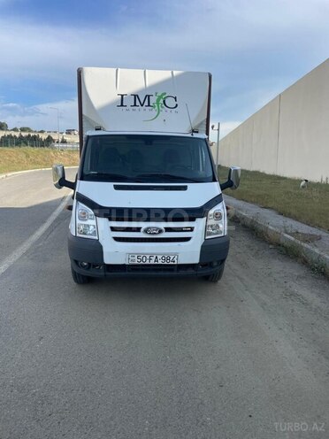 Ford Transit-1