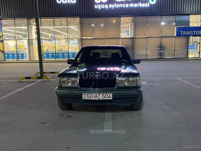 Mercedes 190-1