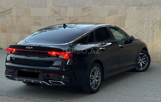 Kia K5-10
