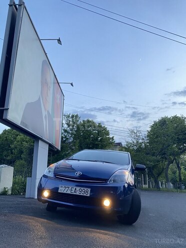 Toyota Prius-9