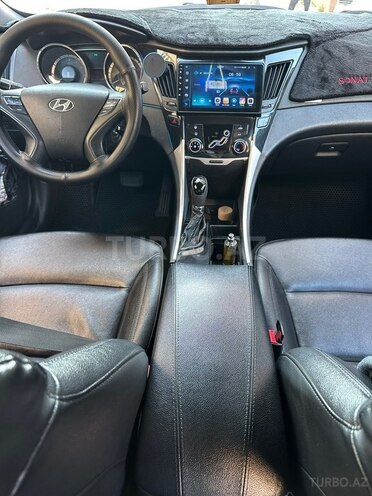Hyundai Sonata-3